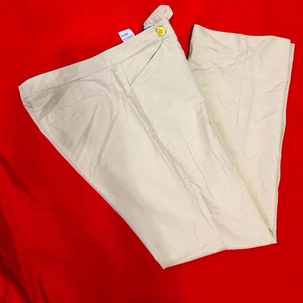 !!MID MONTH BIG SALE!! 
Khaki Hilfiger pants